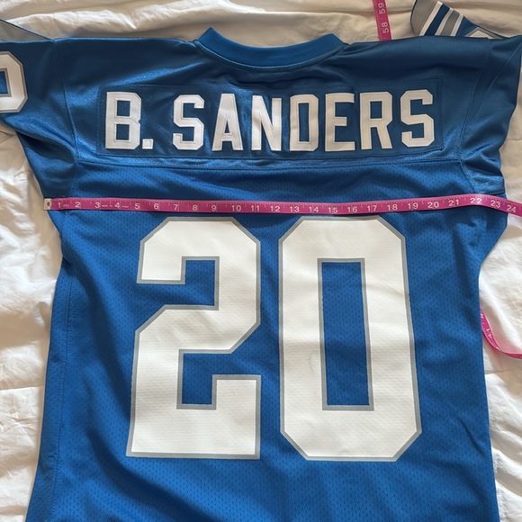 Barry Sanders, limited edition Mitchell and Ness 60th anniversary Lions jersey - Picture 12 of 12